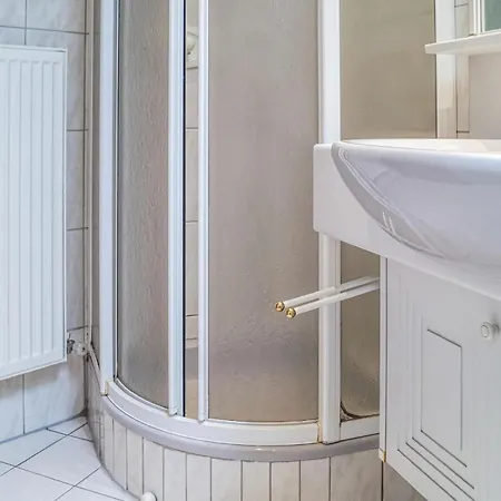 Apartament Schoene Ferienwohnung-fuegen *